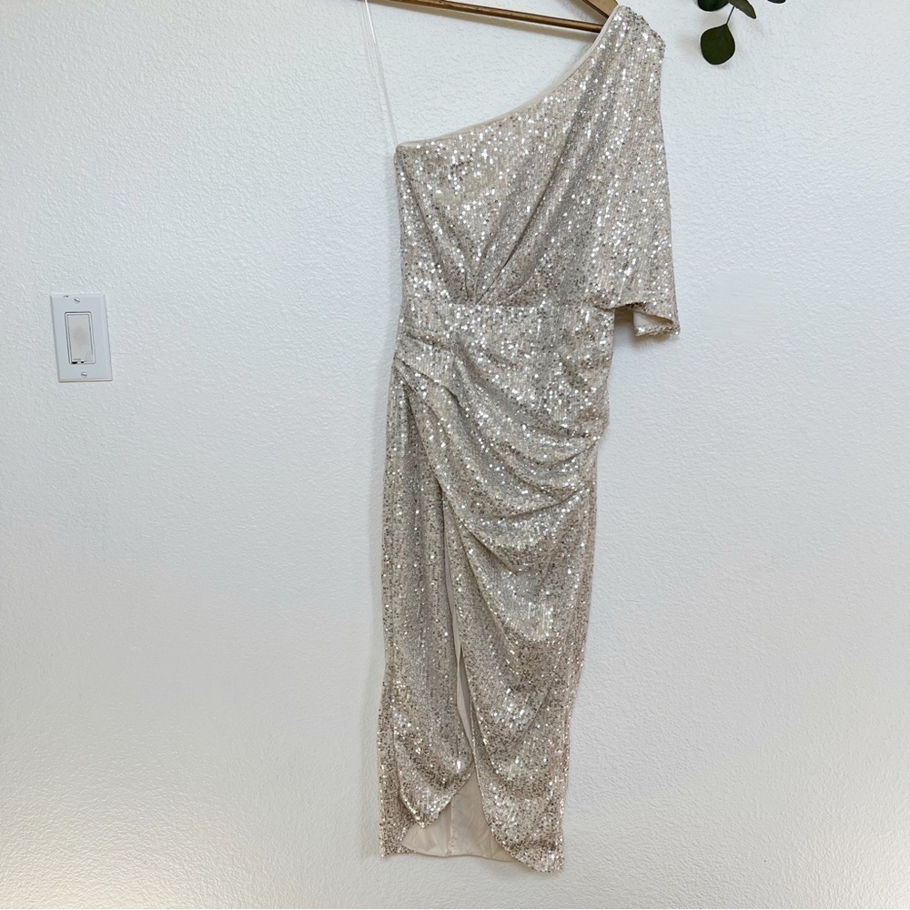 DO+BE- NWT Kayla One Shoulder Sequin Dress XS